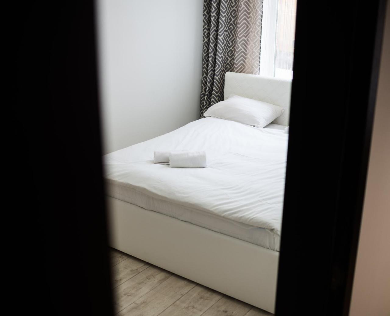 Modern Apartment Lviv Exterior photo